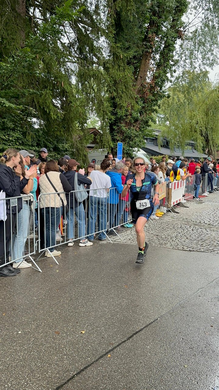 Steffi bei ihrer Premiere im Triathlon
